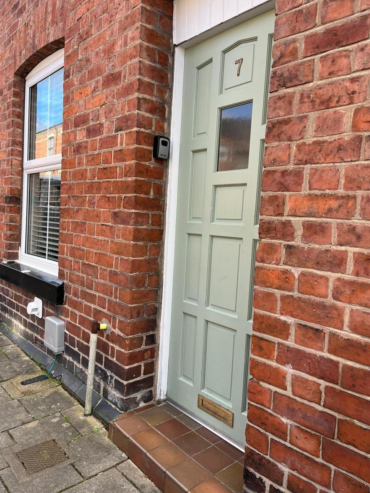 City Of Chester Award Winning Cottage -Pixie Terrace Τσέστερ Εξωτερικό φωτογραφία