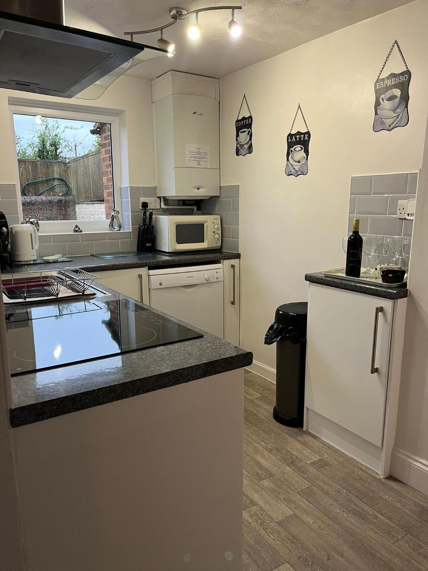 City Of Chester Award Winning Cottage -Pixie Terrace Τσέστερ Εξωτερικό φωτογραφία